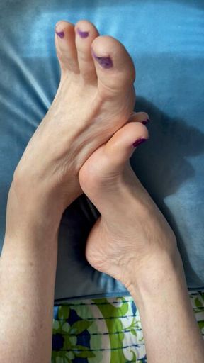Pretty Purple Pedicure Toe Wiggles