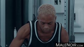 MaleNoir.com - Black jock gets his ass rimmed and fucked in the gym by big cock