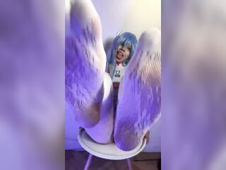Thick thighs spread wide on the chair