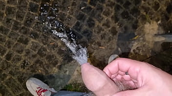 ASMR | PRIV&Eacute_ - COMPILATION DI PISCIATE DI UN GROSSO CAZZO ITALIANO IN PUBBLICO E IN CASA (TI PISCIO IN BOCCA TROIA) - DOCCE DORATE - GUARDA COME PISCIO PER TE E GODI