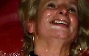 Sperm anneke bukkake gangbang