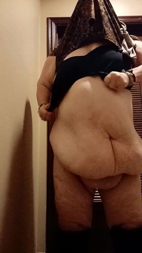 Teasing you while i go to the bathroom