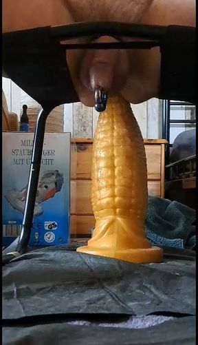 XXXL Toys Mix from MrHankeytoys and Badbragon