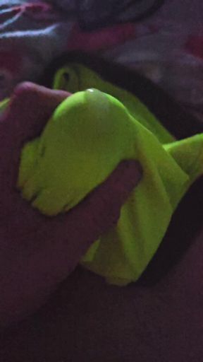 Using My Step Sis Bra to Help Me Cum in Her Green Nike Pro Sports Bra