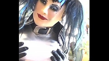 Roxina2007LadyBoyDollFun200307.WMV