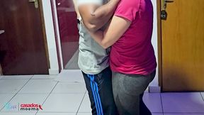 sai da academia e fui direto para a cama com um negao. quem levou? meu marido. quem gozou? eu... e muito.