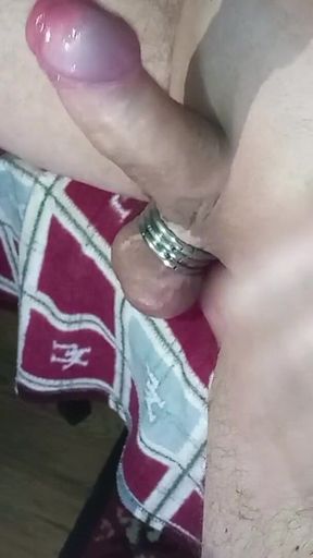 High-quality Home Masturbation with Metal Balls Rings!