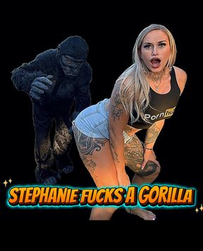 Stephanie Fucks a Gorilllaa
