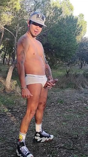 Exhib and cruising with a lot of cum in casa de campo madrid - by Leo Bulgari & Xisco