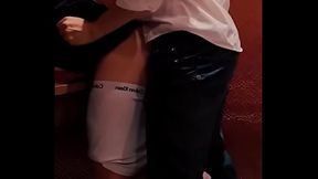 cruising a escondidas en el bar