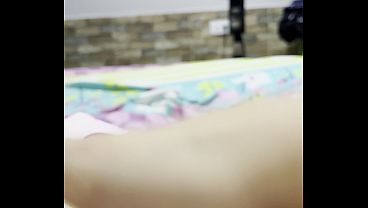 aburridita en casa jugando con mi gallito