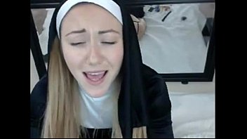 nun halloween cosplay camSlut masturbating at usacamgirl.com