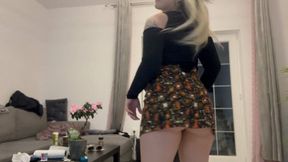 Hot blonde latina twerking and farting in skirt close-up