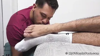 Macho Straight Jock's Feet Worshiped by Kinky Roommate