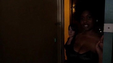 Vanity Vixen gets big dick in her holes