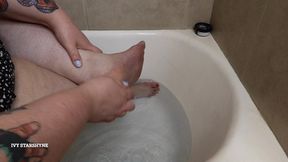 Cheese Grate Mimi's Feet (MP4)