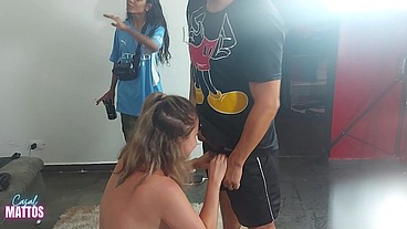 Social em casa terminou na maior suruba todo mundo gozou