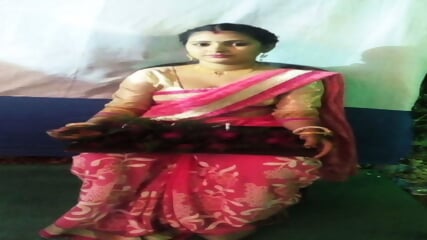 Sexy Bengali Wife Extramarital Affair Leaked