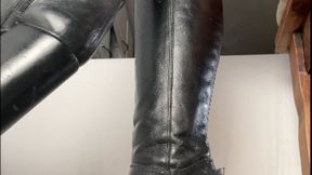 Tramplegirls Buffalo T24400 Plateau Boots - POV and underglass views on my well worn Boots - HD Quality