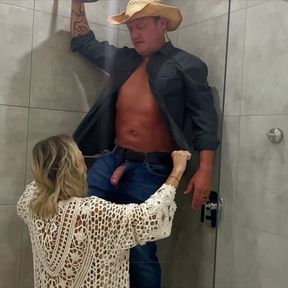 Cowboy Seduced to Fill all Her Holes