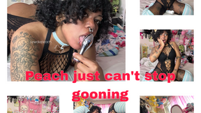 Peach just cant stop gooning