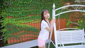 Umi Hiroi & Crystal U's steamy duo session