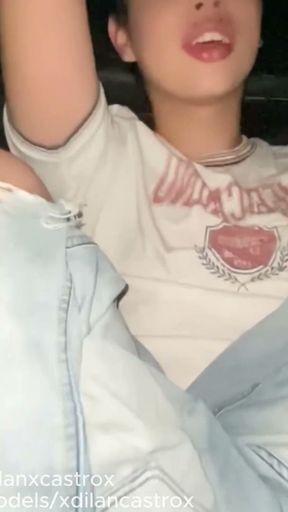 CRUISING WE FUCK BAREBACK IN THE PARKING LOT OF THE MALL   Clip 2