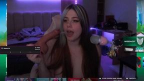 Italian Streamer Forgets To Be In Live And Sucks Her Dildo With Ahegao