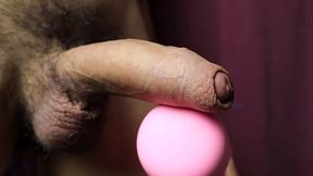 Массаж члена мощным вибратором 2