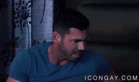Tattooed muscular hunk offers his ass to young homosexual