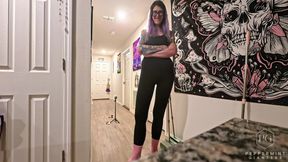 6'7 Stepmommy Owns Her Pathetic Short Loser - Giantess POV Humiliation Lift and Carry