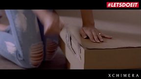 Skinny pornstar Tiffany Tatum goes from erotic to rough