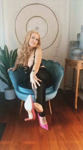 Captivated by my perfect feet in pink heels