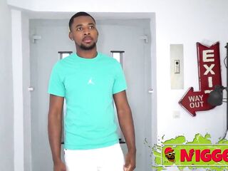 Italian golden-haired virgin gets savagely drilled. Eva Fay discovers a BBC on Nigged