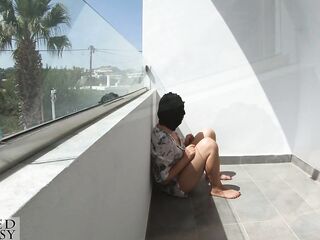 Public Oral-sex on Sunny Balcony makes him cum fast, whilst strangers walking by during his spunk fountain