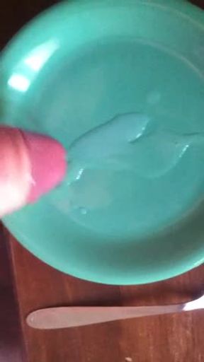 Cuming CD close up