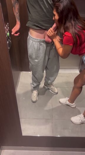 Elevator blowjob turns her on