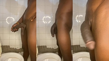 Waking Giant Monster Cock Taking a Morning Piss