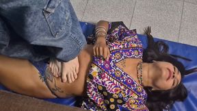 Little Jane vs Pocahontas Belly Jumping