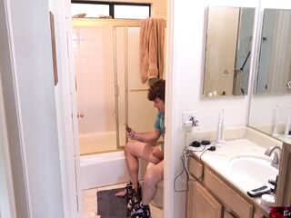 Stepson is addicted to porn and Stepmom uses her body to get him interested in real sex