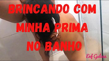 Brincando com minha amiga no banho Deixei ela bem gozadinha - bumbumgigante.com  Grava&ccedil_&otilde_es, Conte&uacute_dos e Parceria