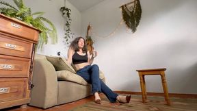 Charmy wetting her jeans m4