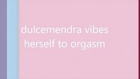 Ginger Paris Fucks Herself to Orgasm