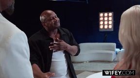 Gorgeous Blonde Elana Bunnz Enjoys an Intimate Encounter with Prince Yahshua While Hubby Watches