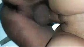 me paresan hoon koi hai mard jo chood sake iss bhabhi ki chood ko   desi bhabhi ki chudai