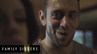 Family Sinners - a Peeping Tom cant Wait to got his Dick