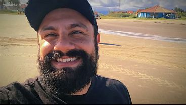 Fetiche de Suor: Lambi o Suvaco e a Buceta Salgada na Praia