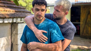 Sexo oral, gozada, dedilhando, masturbação, sem camisinha, garganta profunda, melhor amigo, músculo &#8211; Filme POV hardcore de Antu Burghos, Dragon Rojo e El Aleman, sendo fodidos no cu