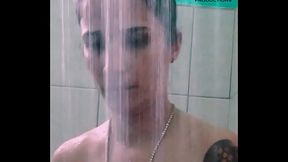 ?Cleaning? up with ?Jazmin shave? to vibrate
