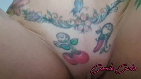 empregada gostosa tomando leite dentro da buceta